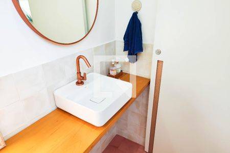 Lavabo de casa à venda com 3 quartos, 160m² em Vila Assunção, Santo André