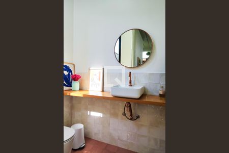 Lavabo de casa à venda com 3 quartos, 160m² em Vila Assunção, Santo André