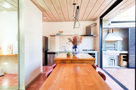 Casa à venda com 160m², 3 quartos e 2 vagasCozinha