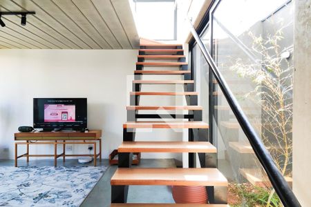 Escada de casa à venda com 3 quartos, 160m² em Vila Assunção, Santo André