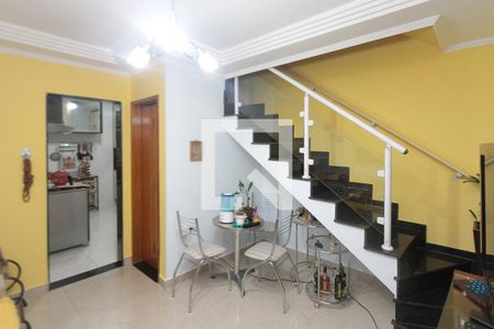 Sala de casa de condomínio à venda com 2 quartos, 85m² em Vila Califórnia, São Paulo