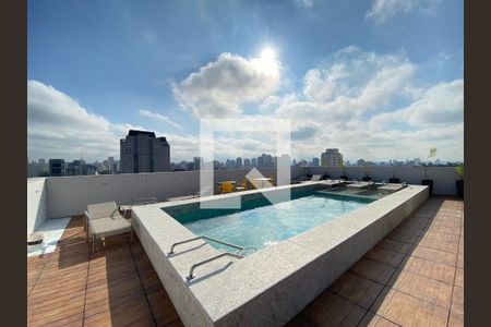 Studio à venda com 25m², 0 quarto e sem vaga Studio à venda com 25m², 0 quarto e sem vagaÁrea comum - Piscina