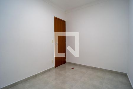 Quarto 1 de apartamento para alugar com 2 quartos, 47m² em Aparecidinha, Sorocaba