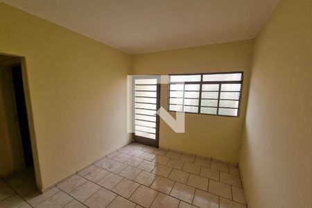 Sala de casa para alugar com 2 quartos, 80m² em Antonio Marincek, Ribeirão Preto