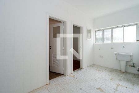 Apartamento à venda com 236m², 3 quartos e 1 vaga Apartamento à venda com 236m², 3 quartos e 1 vagaÁrea de Serviço