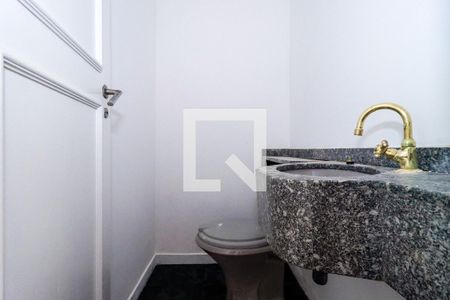 Apartamento à venda com 236m², 3 quartos e 1 vaga Apartamento à venda com 236m², 3 quartos e 1 vagaLavabo