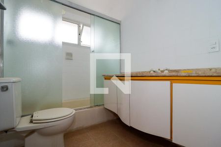 Apartamento à venda com 236m², 3 quartos e 1 vaga Apartamento à venda com 236m², 3 quartos e 1 vagaBanheiro da Suíte