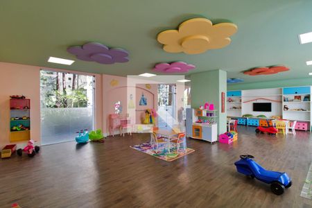 Apartamento à venda com 236m², 3 quartos e 1 vaga Apartamento à venda com 236m², 3 quartos e 1 vagaBrinquedoteca