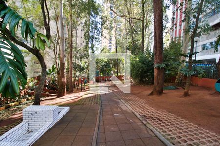 Apartamento à venda com 236m², 3 quartos e 1 vaga Apartamento à venda com 236m², 3 quartos e 1 vagaÁrea comum