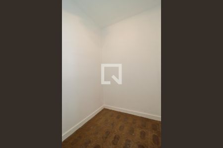 Apartamento à venda com 236m², 3 quartos e 1 vaga Apartamento à venda com 236m², 3 quartos e 1 vagaÁrea de Serviço