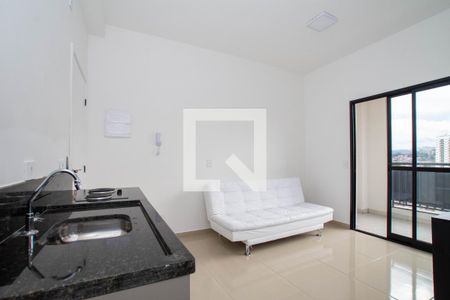Sala/Cozinha de kitnet/studio para alugar com 1 quarto, 33m² em Vila Galvão, Guarulhos