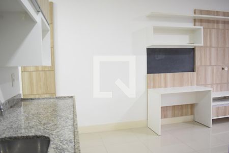 Cozinha de apartamento para alugar com 1 quarto, 32m² em Centro Cívico, Curitiba