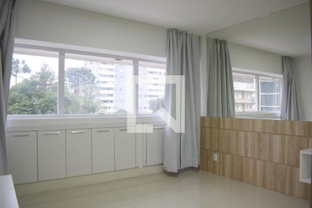 Quarto de apartamento para alugar com 1 quarto, 32m² em Centro Cívico, Curitiba