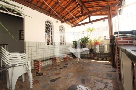 Apartamento à venda com 144m², 3 quartos e 1 vagaVaranda