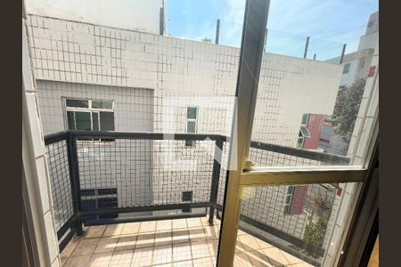 Sacada de apartamento à venda com 4 quartos, 160m² em Sagrada Família, Belo Horizonte