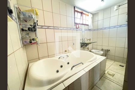 Apartamento à venda com 160m², 4 quartos e 2 vagasBanheiro 2