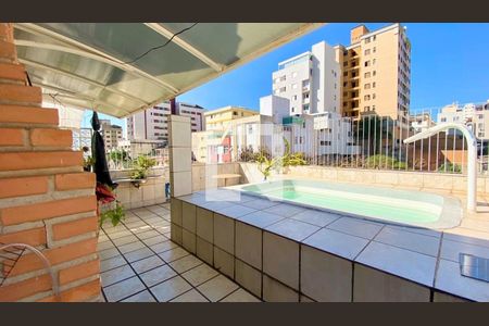 Apartamento à venda com 160m², 4 quartos e 2 vagasTerraço