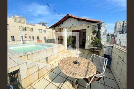 Apartamento à venda com 160m², 4 quartos e 2 vagasTerraço