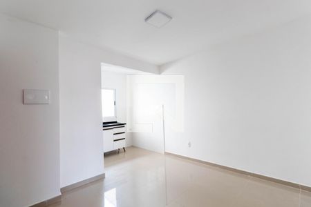 Sala/Cozinha de apartamento para alugar com 2 quartos, 40m² em Vila Granada, São Paulo
