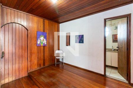 Apartamento à venda com 180m², 4 quartos e 2 vagas Apartamento à venda com 180m², 4 quartos e 2 vagasSuíte