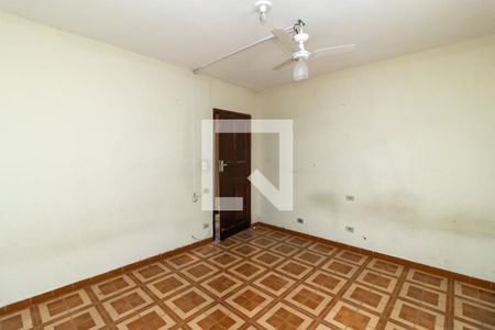 Quarto 1 de casa para alugar com 2 quartos, 120m² em Parque Cisper, São Paulo