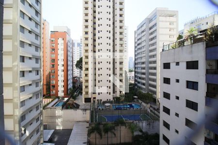 Vista de apartamento à venda com 3 quartos, 107m² em Indianópolis, São Paulo