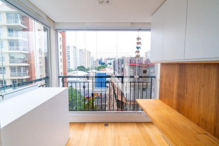 Sacada de apartamento à venda com 2 quartos, 55m² em Vila Clementino, São Paulo