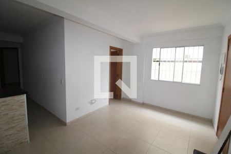 Sala / Cozinha de apartamento para alugar com 2 quartos, 53m² em Vila Nivi, São Paulo