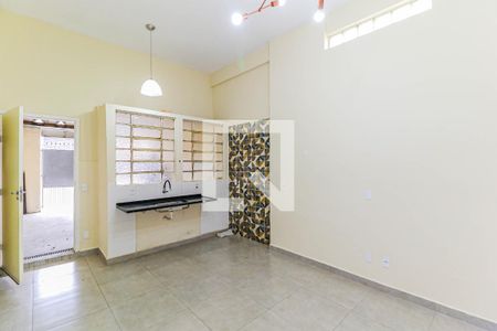 Cozinha de casa para alugar com 1 quarto, 45m² em Chácara Santo Antônio (zona Sul), São Paulo