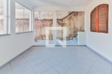Casa para alugar com 210m², 4 quartos e 1 vagaLavanderia