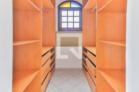 Casa para alugar com 210m², 4 quartos e 1 vagaSuite 1