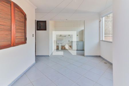 Casa para alugar com 210m², 4 quartos e 1 vagaLavanderia