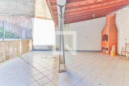 Casa para alugar com 210m², 4 quartos e 1 vagaQuintal
