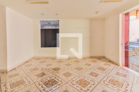 Casa para alugar com 210m², 4 quartos e 1 vagaSalão de festas