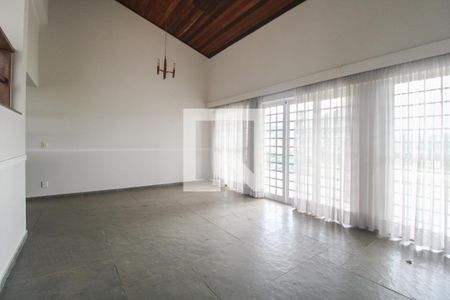 Sala de estar de casa à venda com 4 quartos, 1400m² em Chácara Primavera, Campinas