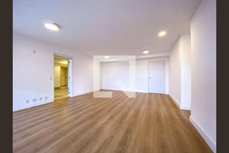Apartamento para alugar com 3 quartos, 156m² em Butantã, São Paulo