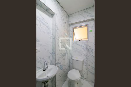 Banheiro de kitnet/studio para alugar com 1 quarto, 35m² em Vila Paulista, Guarulhos