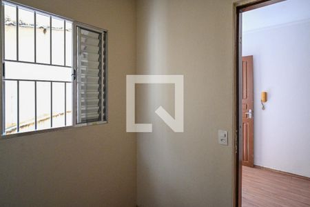 Quarto de casa para alugar com 2 quartos, 40m² em Vila Brasilina, São Paulo