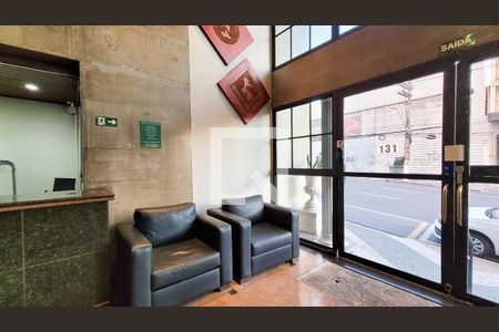 Apartamento para alugar com 180m², 1 quarto e sem vagaHall social