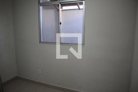 Apartamento para alugar com 74m², 2 quartos e 1 vagaQuarto