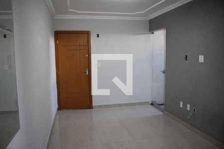 Apartamento para alugar com 74m², 2 quartos e 1 vagaSala 