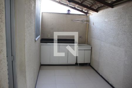 Apartamento para alugar com 74m², 2 quartos e 1 vagaÁrea de serviço 