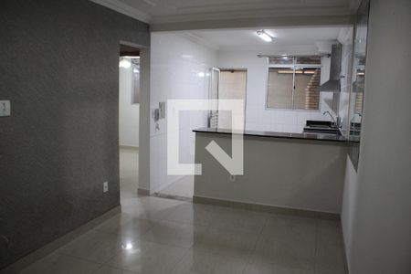 Sala  de apartamento para alugar com 2 quartos, 74m² em Parque Turistas, Contagem