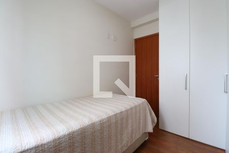 Apartamento à venda com 54m², 2 quartos e 1 vagaQuarto 2