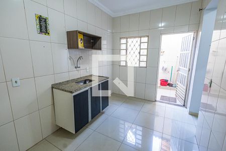 Casa para alugar com 110m², 3 quartos e 1 vagaÁrea de serviço