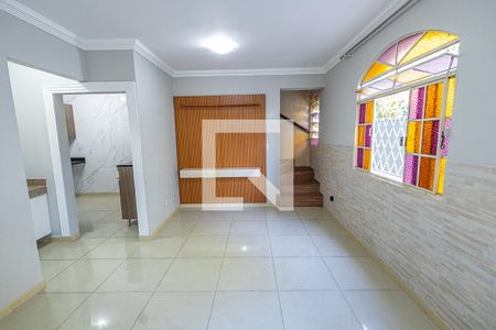 Sala de casa para alugar com 4 quartos, 110m² em Santa Amelia, Belo Horizonte