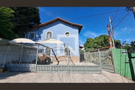 Casa para alugar com 110m², 3 quartos e 1 vagaFachada