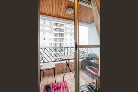 Sacada de apartamento à venda com 3 quartos, 68m² em Continental, Osasco
