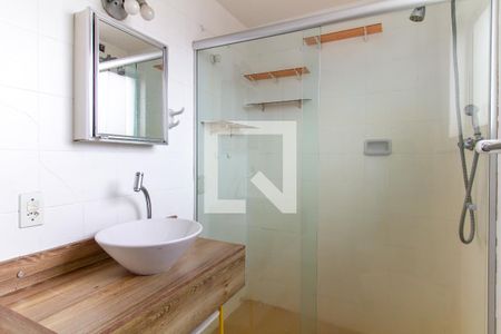 Apartamento à venda com 71m², 2 quartos e 1 vaga Apartamento à venda com 71m², 2 quartos e 1 vagaBanheiro