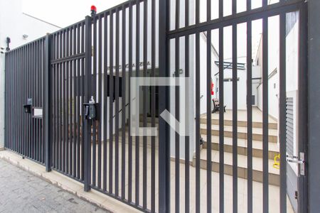 Apartamento à venda com 71m², 2 quartos e 1 vaga Apartamento à venda com 71m², 2 quartos e 1 vagaFachada